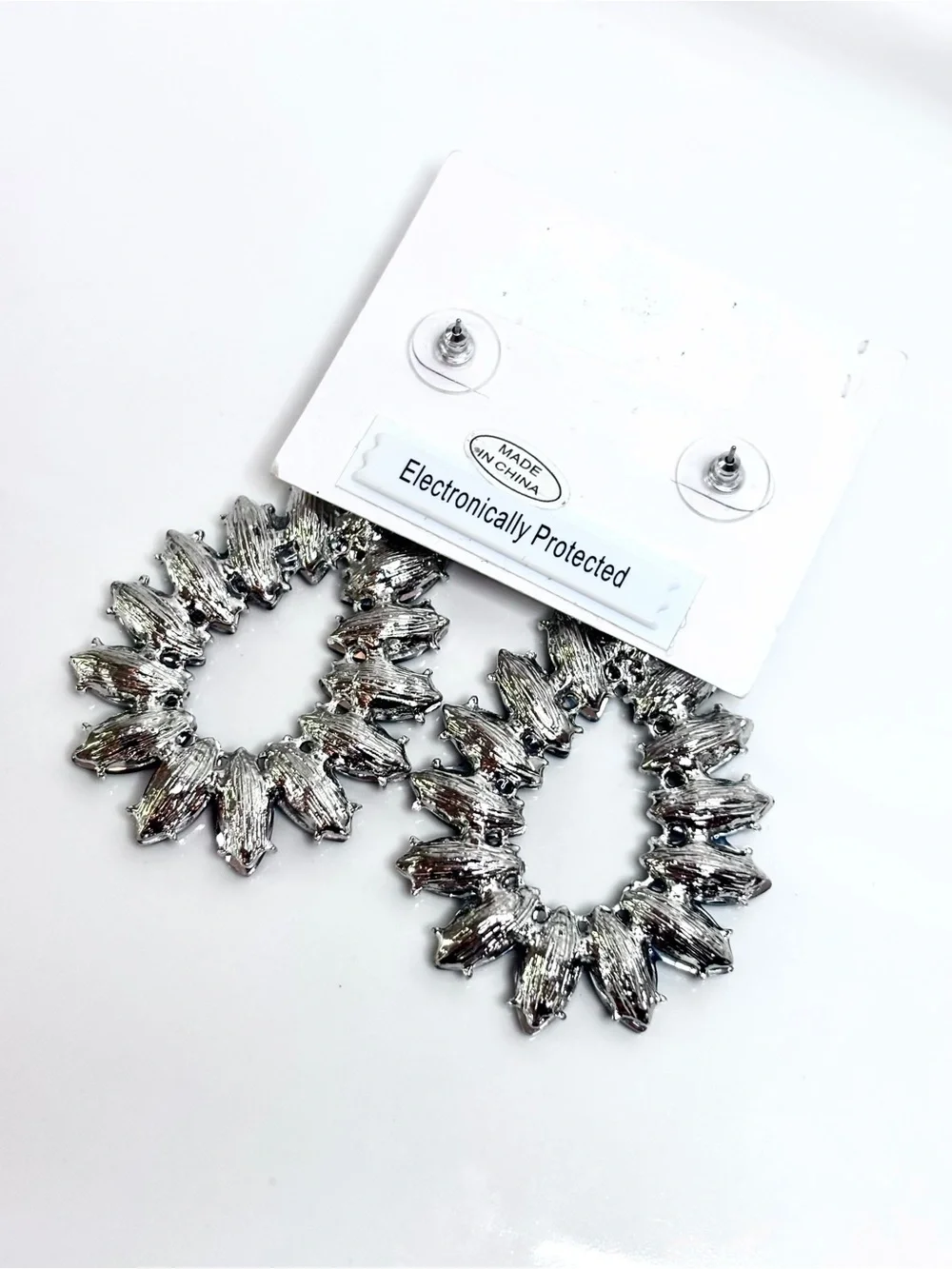 NWT Noir Purple Crystal Drop Dangle Chandelier Earrings